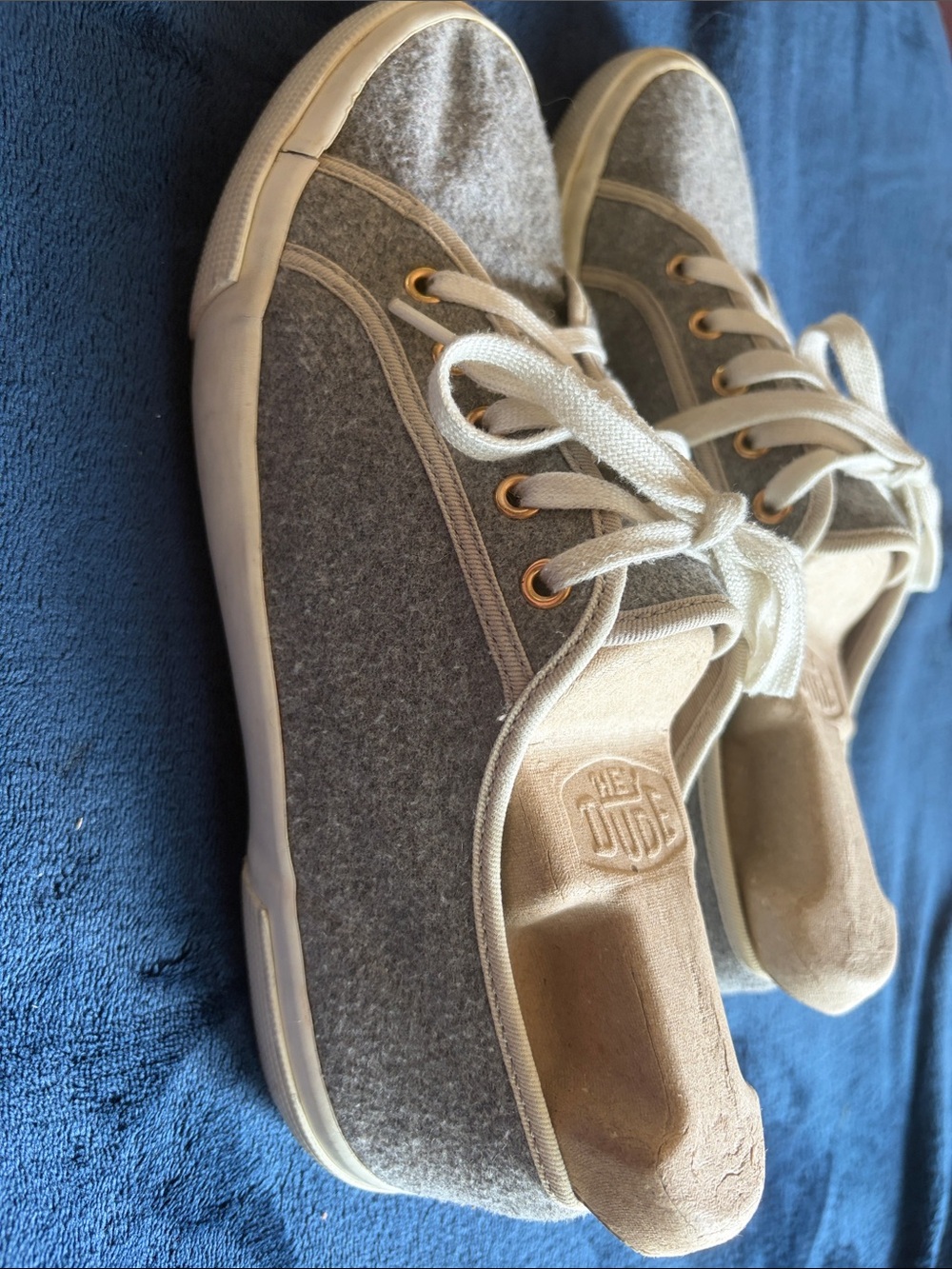 Gray Lace-Up Sneakers - Picture 2 of 8